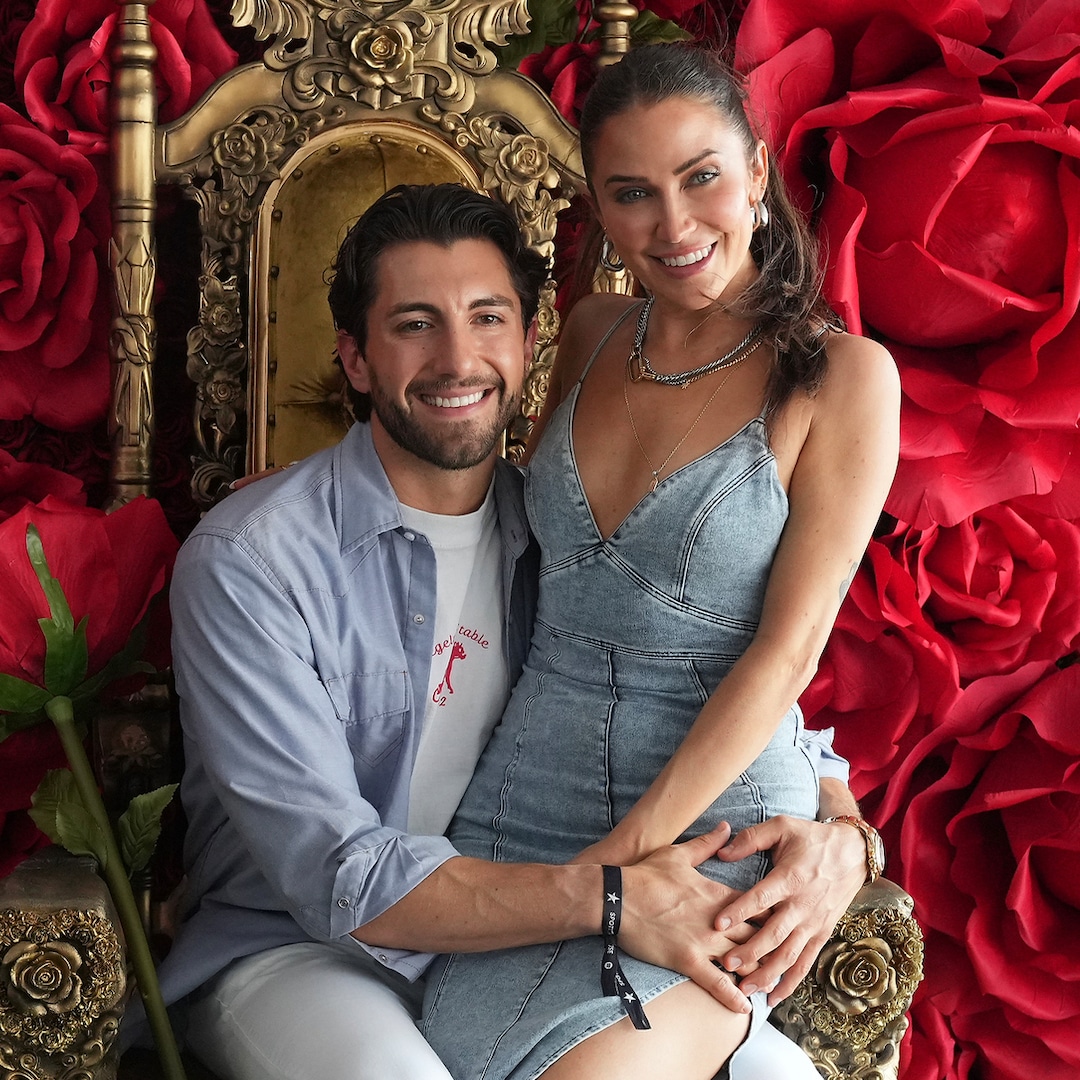 Bachelor Nation’s Kaitlyn Bristowe and Jason Tartick Break Up Bachelor Nation’s Kaitlyn Bristowe and Jason Tartick Break Up